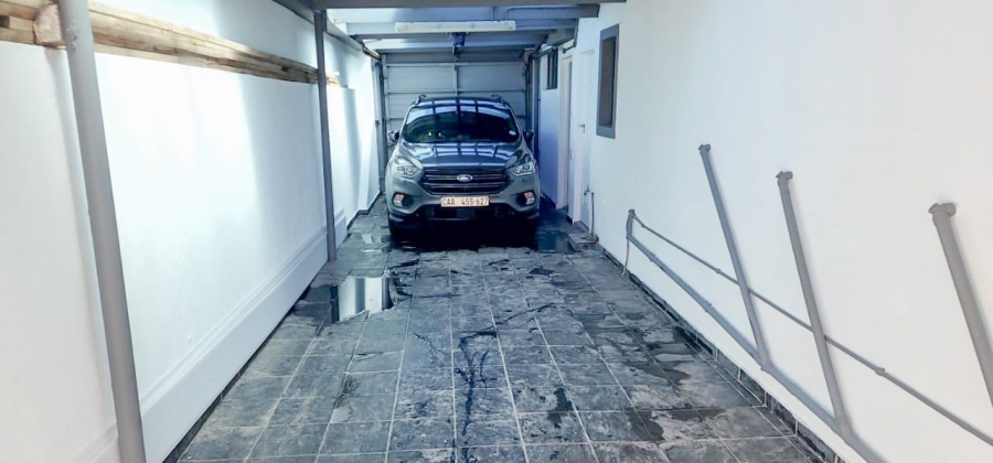 5 Bedroom Property for Sale in Newfields Western Cape